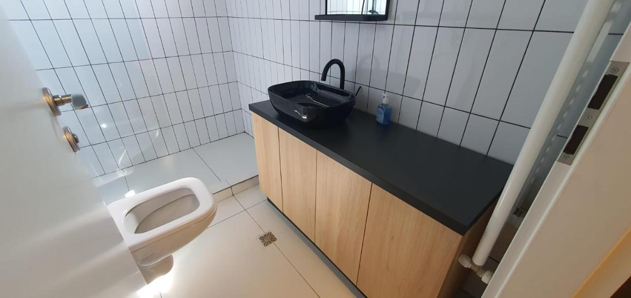 City Center Chic Studio Бухарест Экстерьер фото